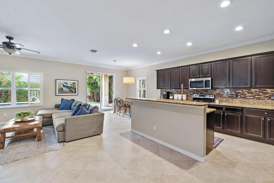 Photo of 110 Crab Cay Way