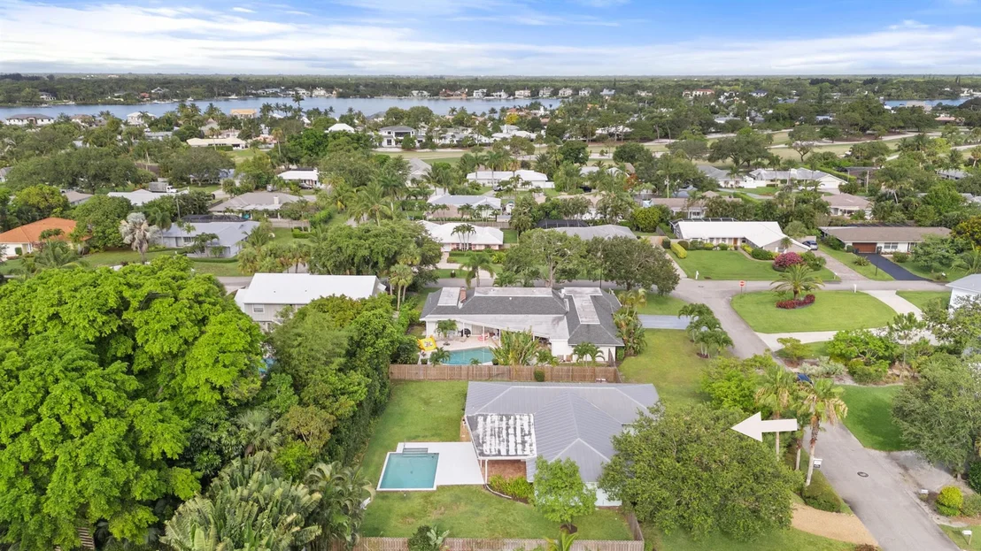 Photo of 8 Palmetto Way