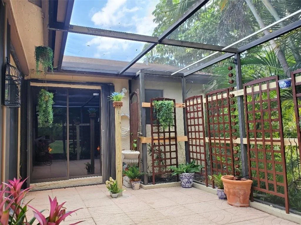 Photo of 2256 Seagrape Circle