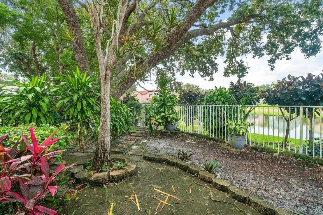 Photo of 10380 Sunstream Lane