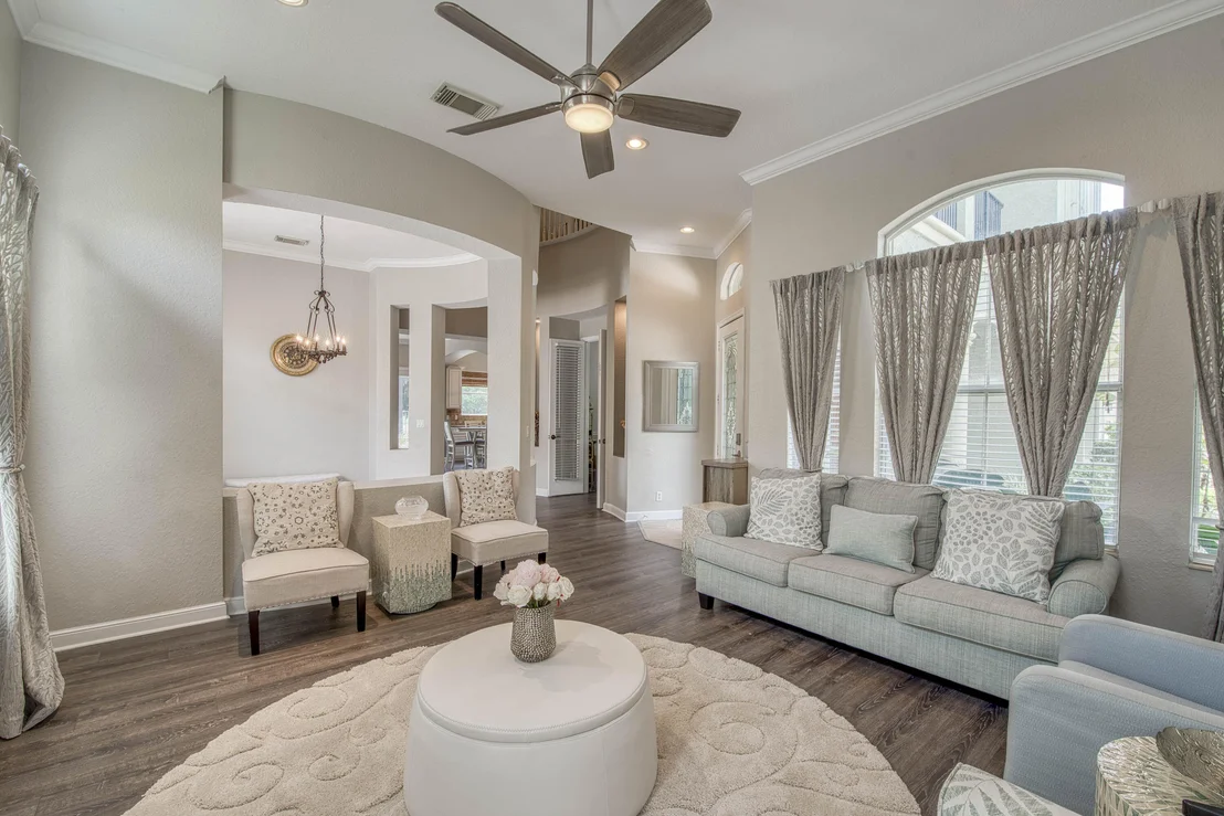 Photo of 410 Cresta Circle