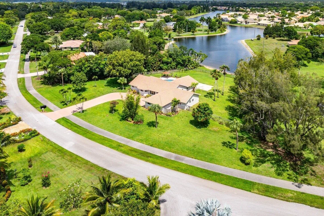 Photo of 9085 Talway Circle