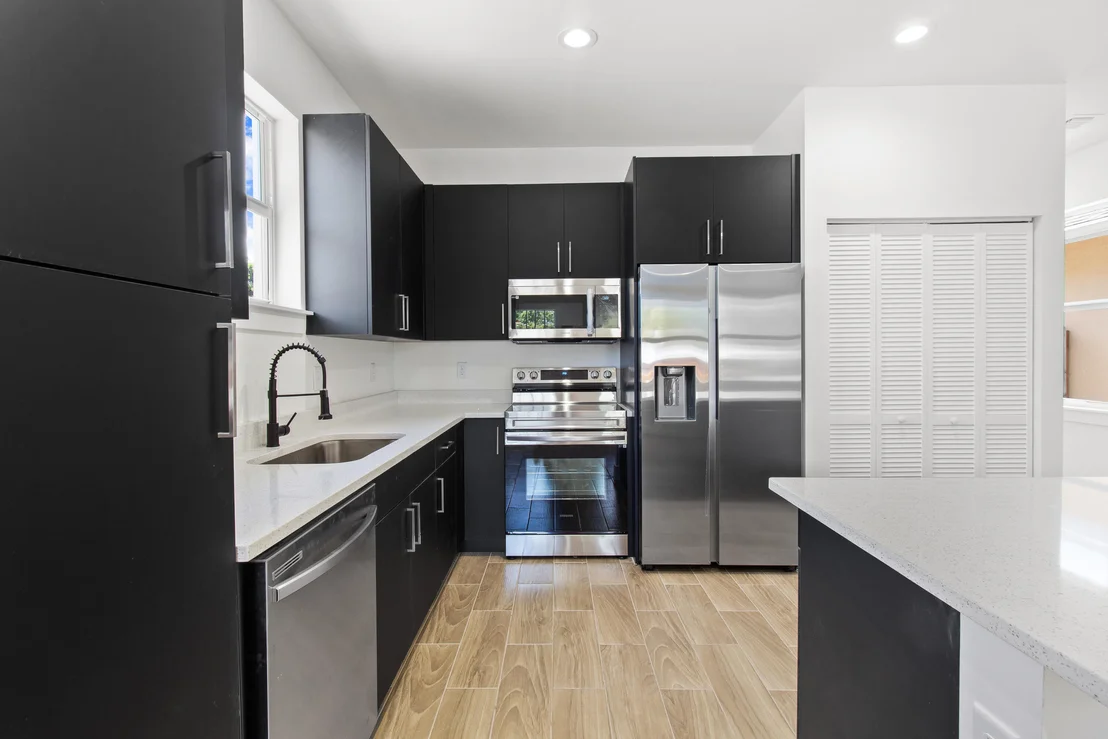 Photo of 315 N E Street