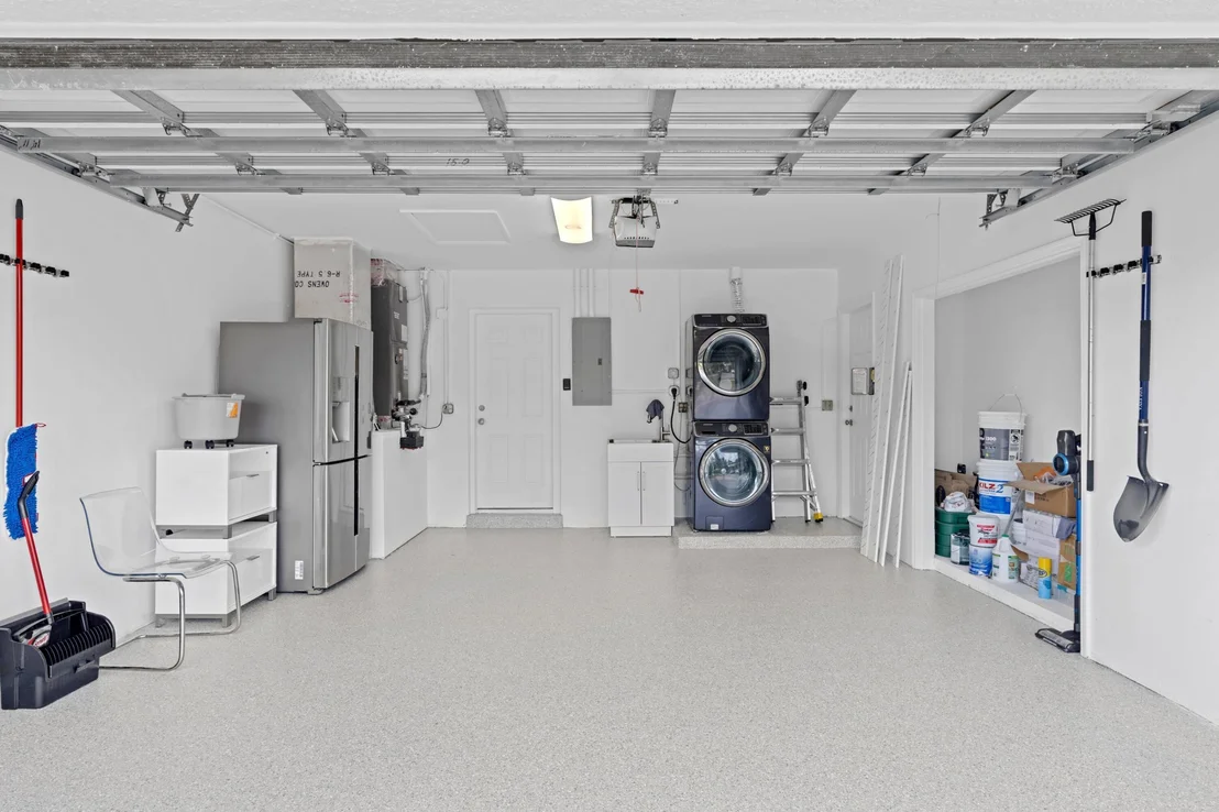 Photo of 391 SE 7th Avenue