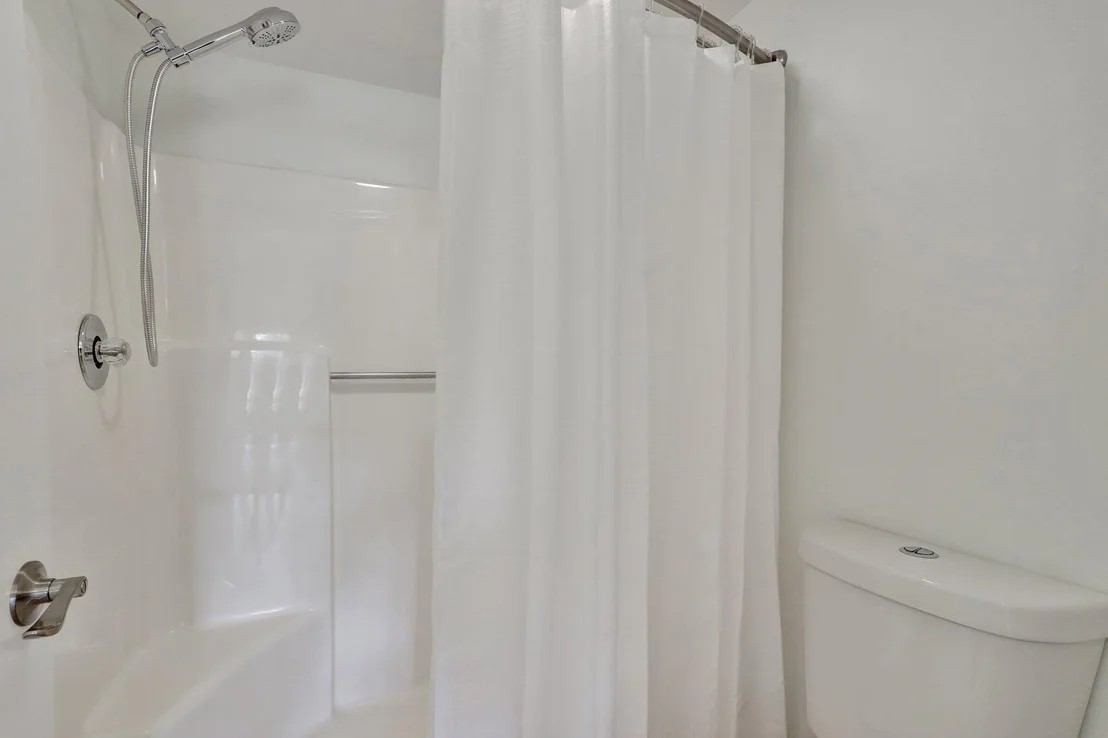 Photo of Unit C at 801 Pinecrest Circle