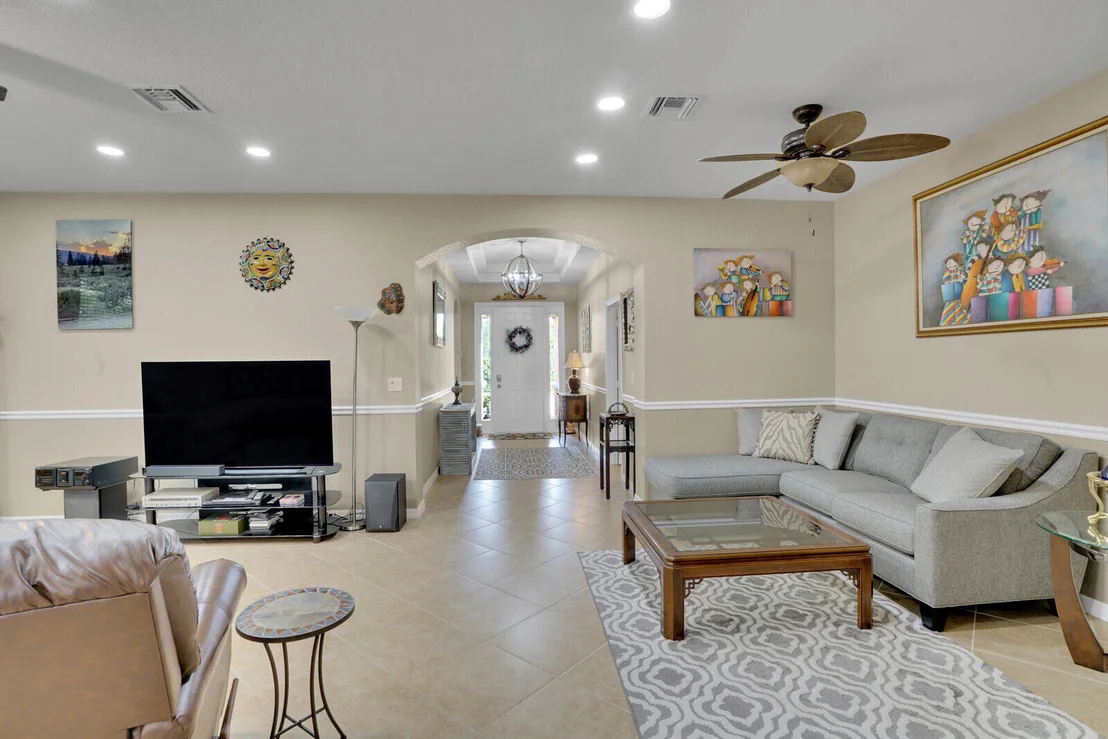 Photo of 212 Behring Way