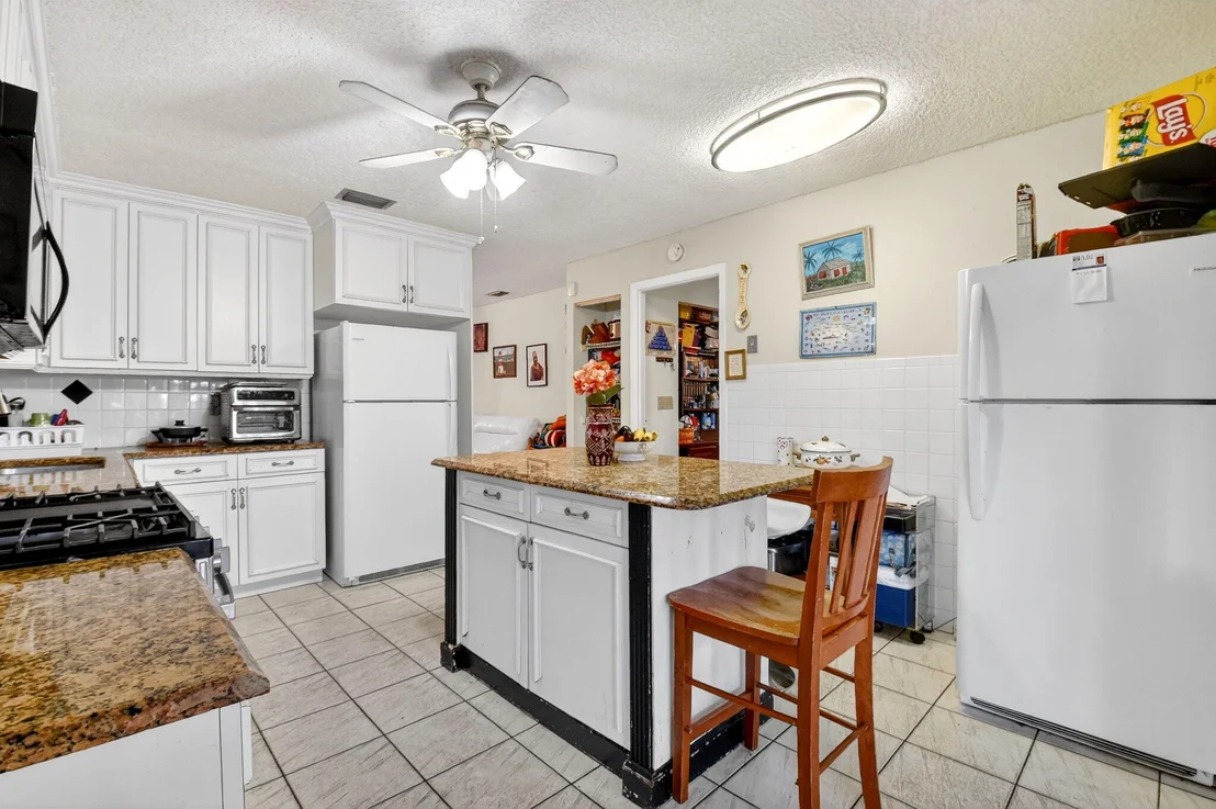 Photo of 4875 Poseidon Place