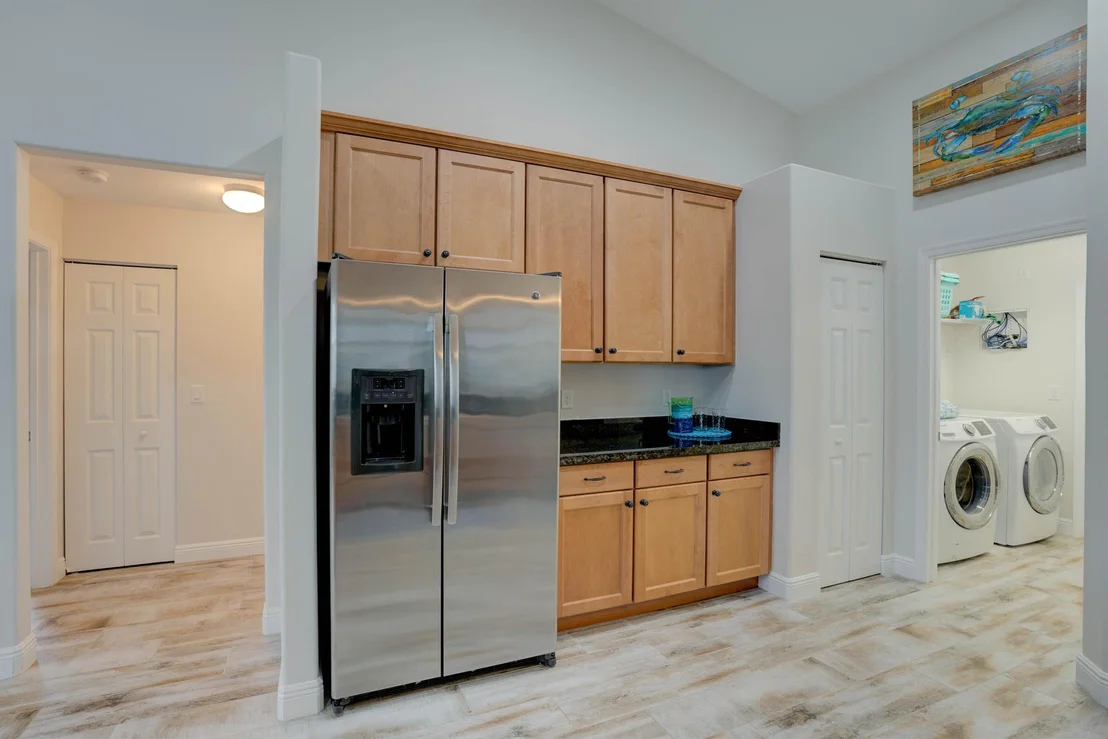 Photo of 112 Fairview W