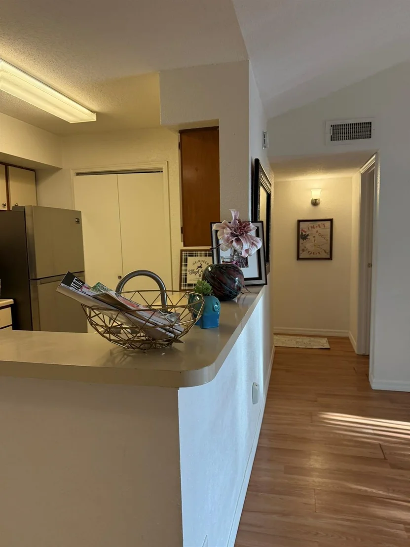 Photo of Unit 737 at 875 Riverside Drive