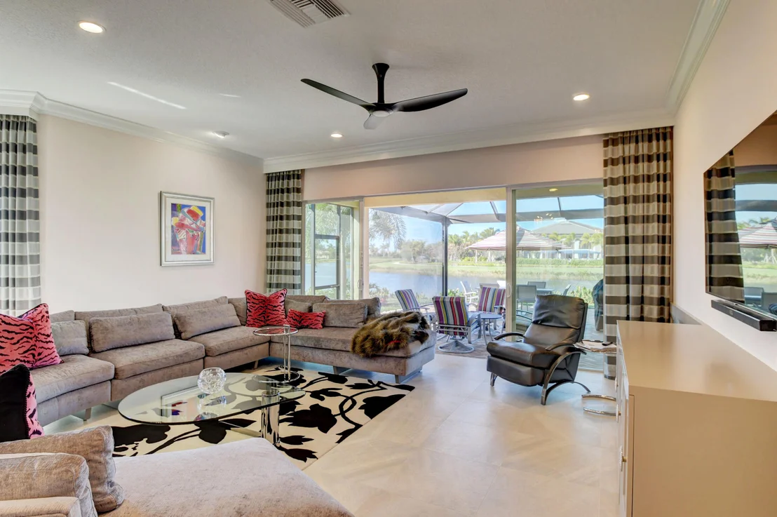 Photo of 12408 Cascade Valley Lane