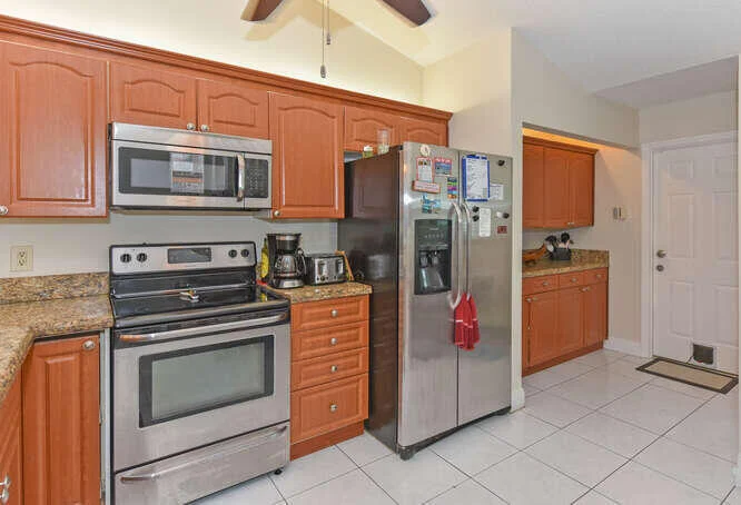 Photo of 1817 Stonehaven Drive