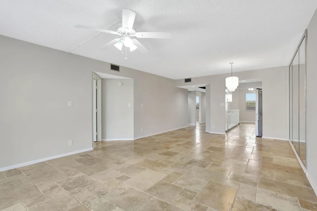 Photo of Unit D4 at 1602 Abaco Drive