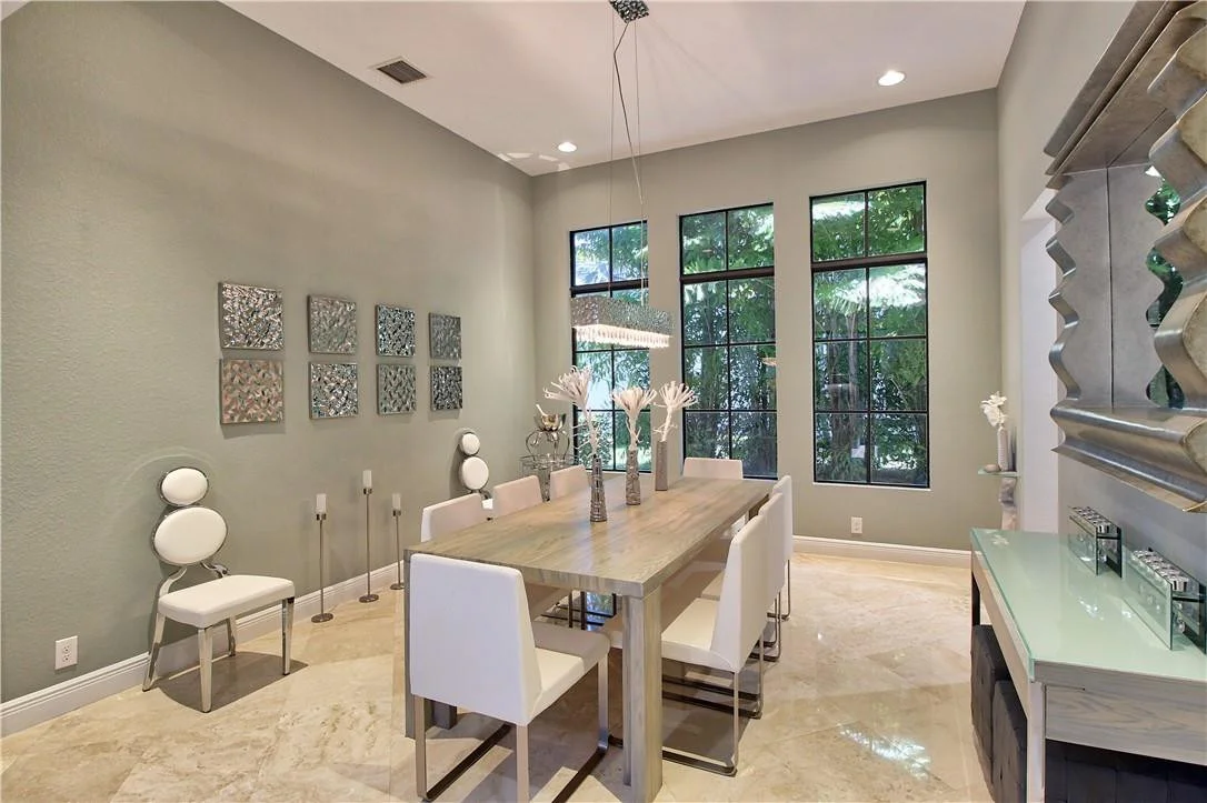 Photo of 9640 Eden Manor