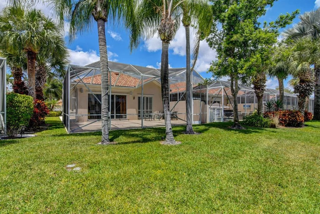 Photo of 2065 Valencia Drive