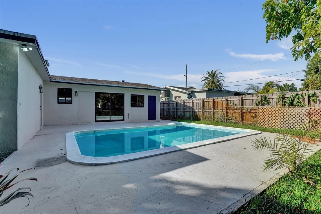 Photo of 2331 Nassau Drive