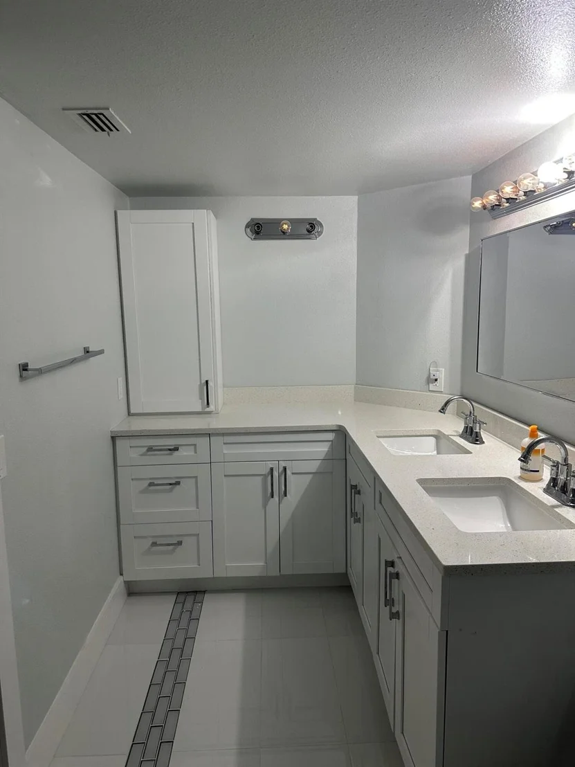 Photo of 5512 Eagle Lake Drive