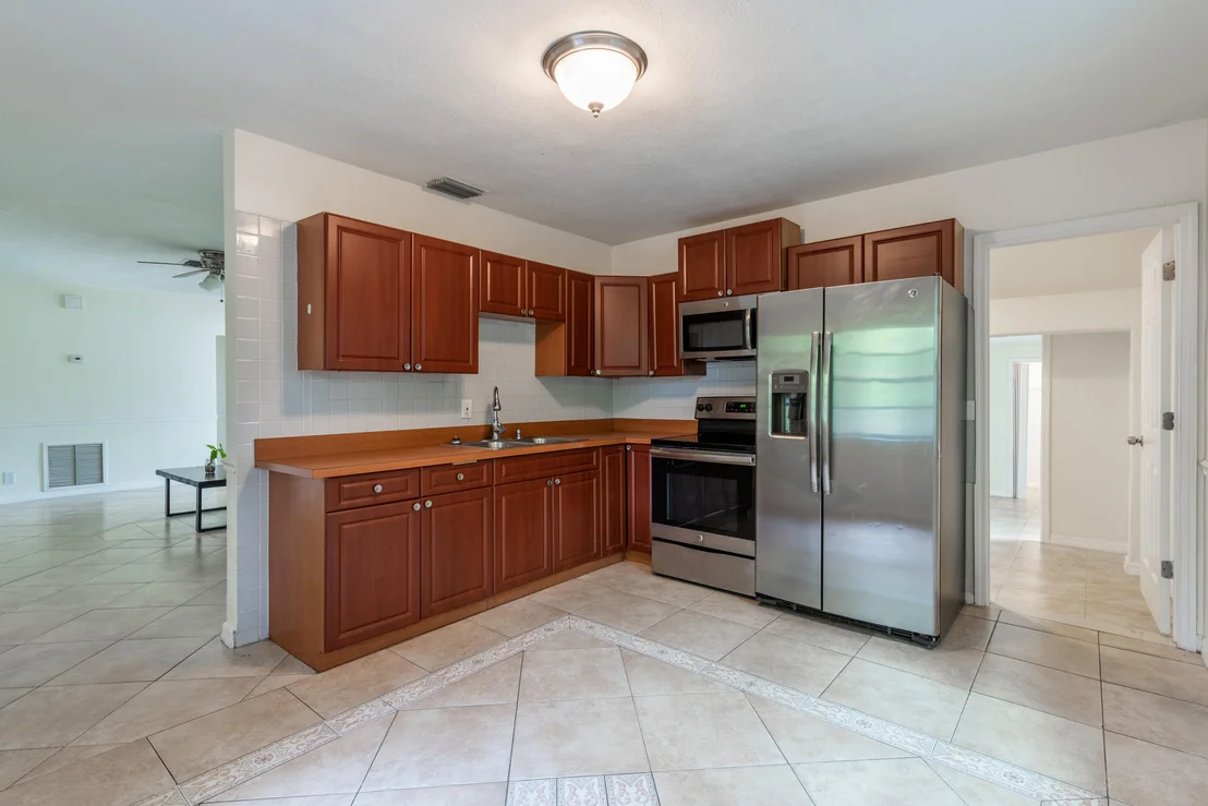 Photo of 523 Angler Drive