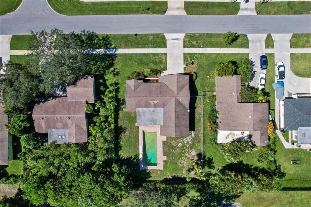 Photo of 901 Alamanda Drive