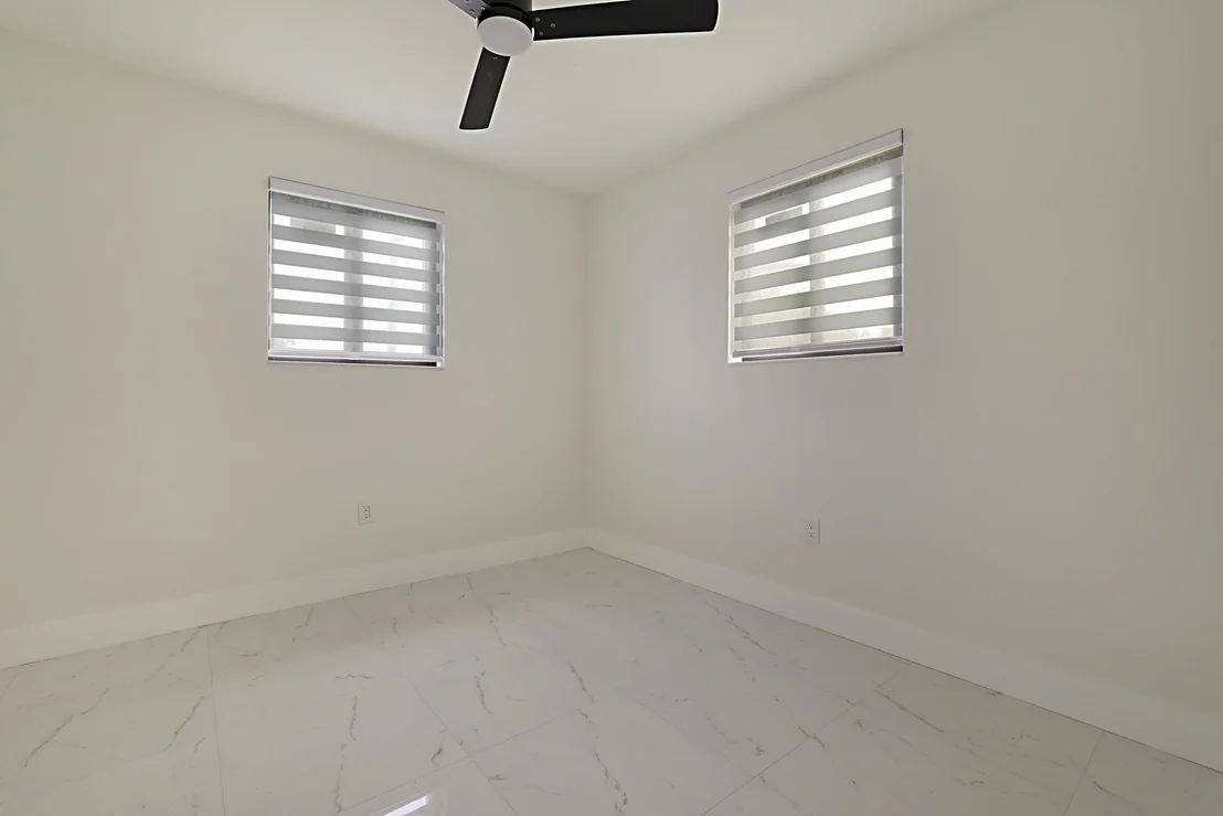 Photo of 421 FONTANA Drive