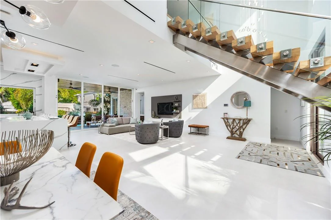 Photo of 4610 Alton Road