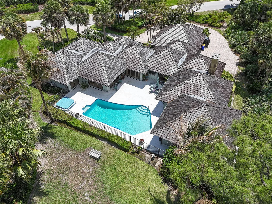 Photo of 6980 SE Winged Foot Drive