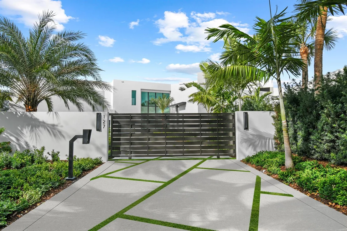 Photo of 127 Spinnaker Lane