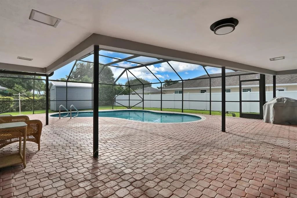Photo of 102 Pinehurst Lane