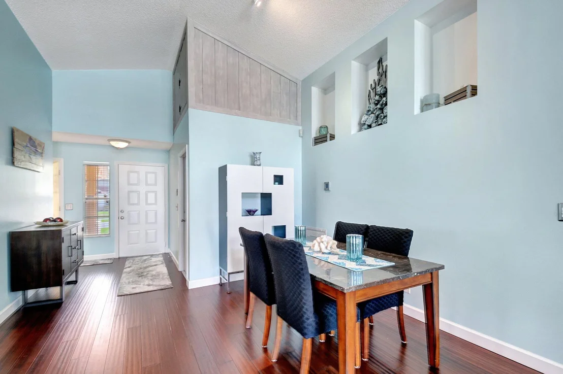 Photo of 82 Maple Lane