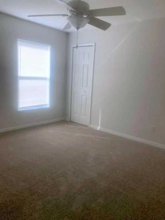 Photo of 1127 W 13th Sq Square