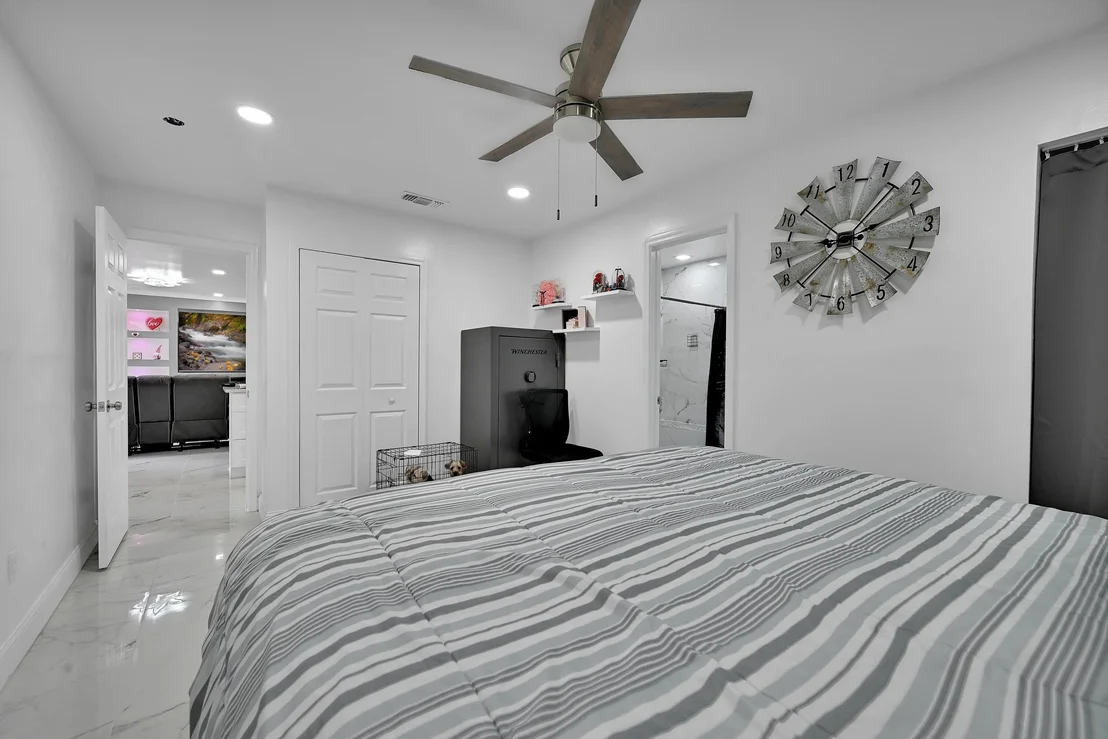 Photo of 2404 Dade Road