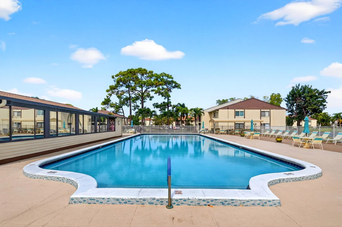 Photo of Unit C2 at 321 Knotty Pine Circle