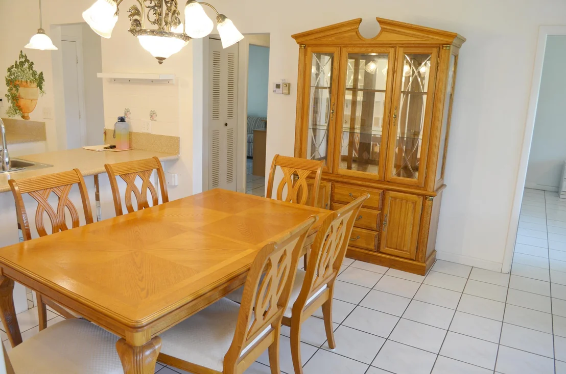 Photo of 15924 Laurel Oak Circle