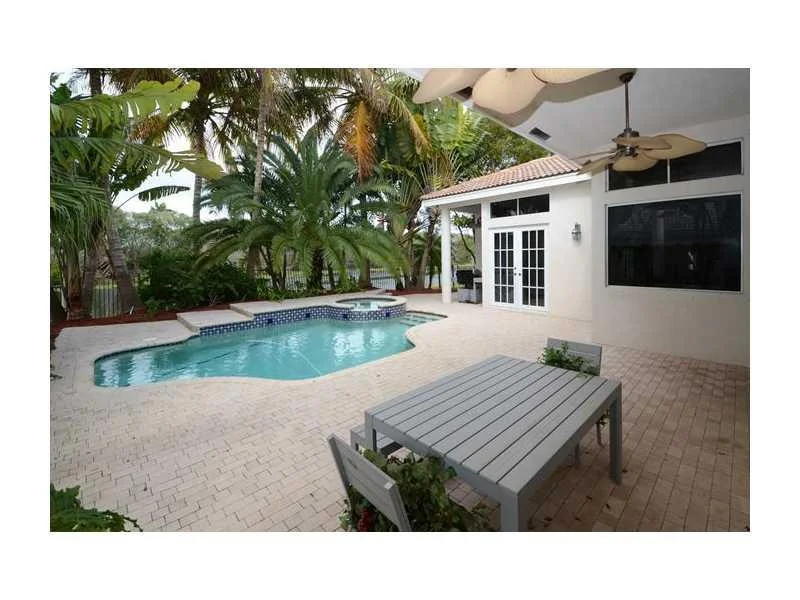 Photo of 3779 Oak Ridge Circle