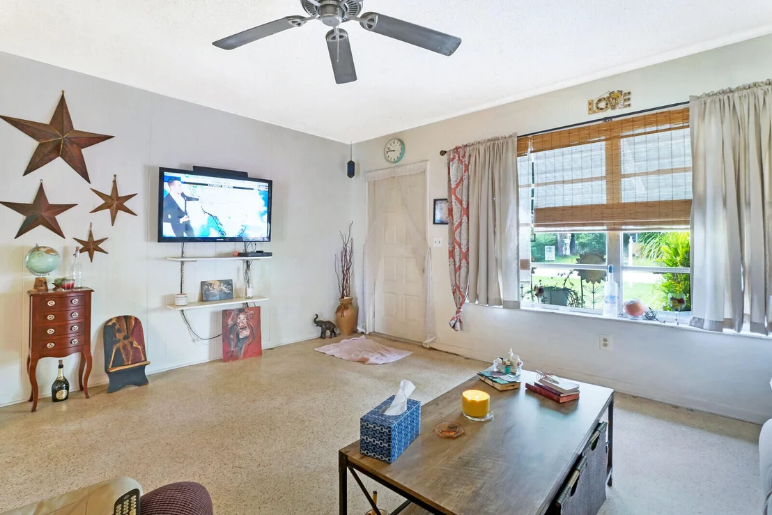 Photo of 6131 Edwards Road