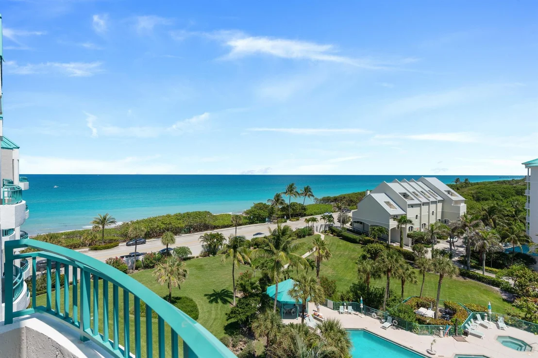Photo of Unit N604 at 2000 S Highway A1a