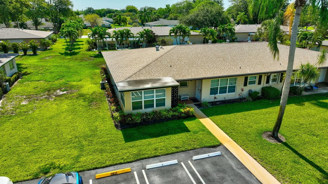 Photo of Unit A at 955 Circle Drive