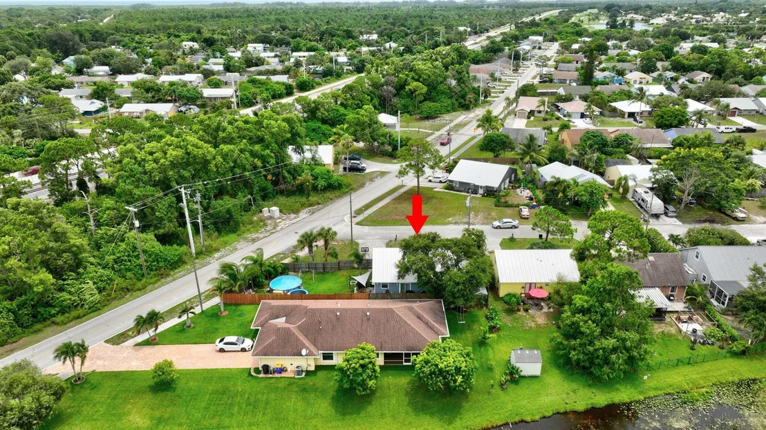 Photo of 5520 SE Colee Avenue