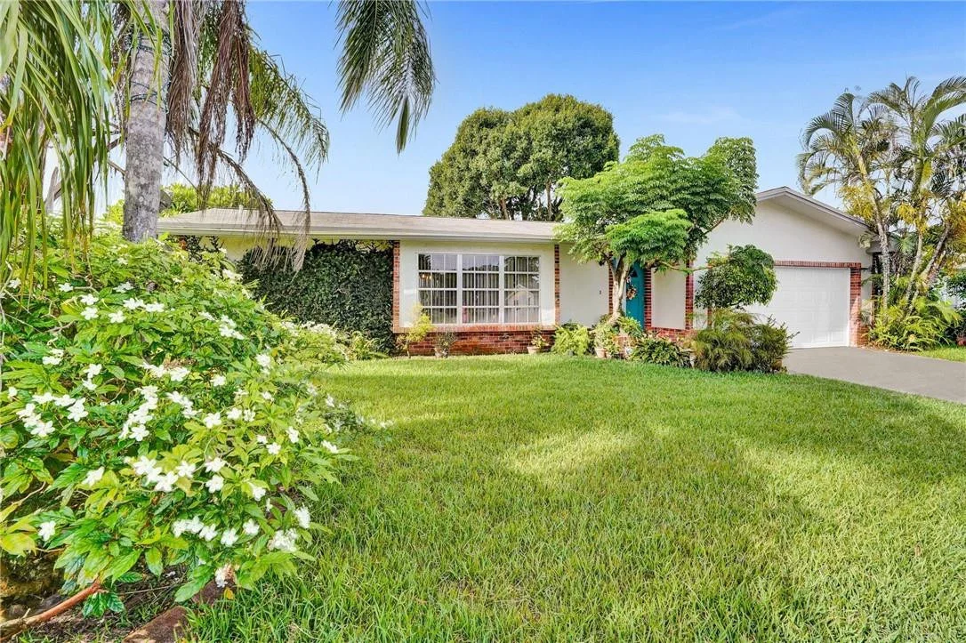 Photo of 7940 NW 9th Street