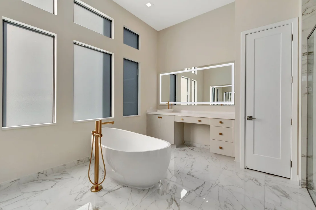 Photo of 9452 Riverside Park Drive