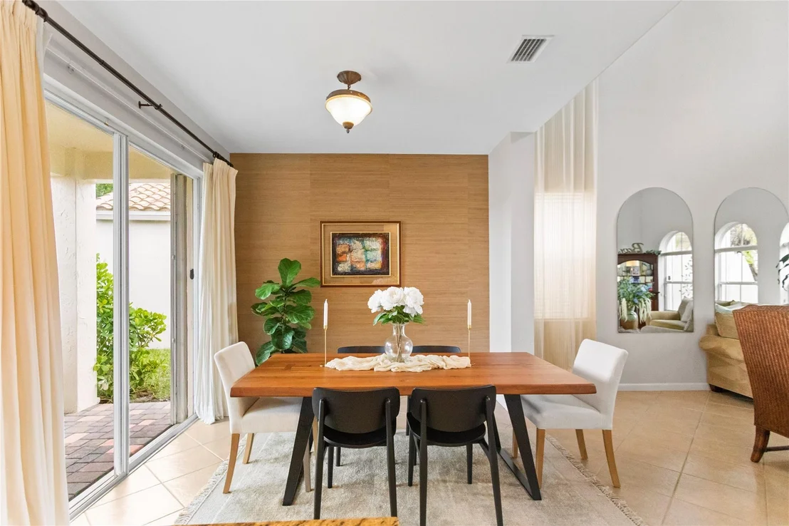 Photo of 372 Carrington Drive