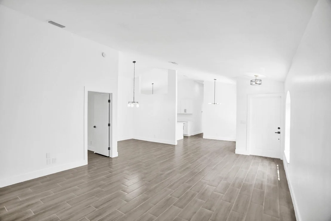 Photo of 214 Wedgewood Circle