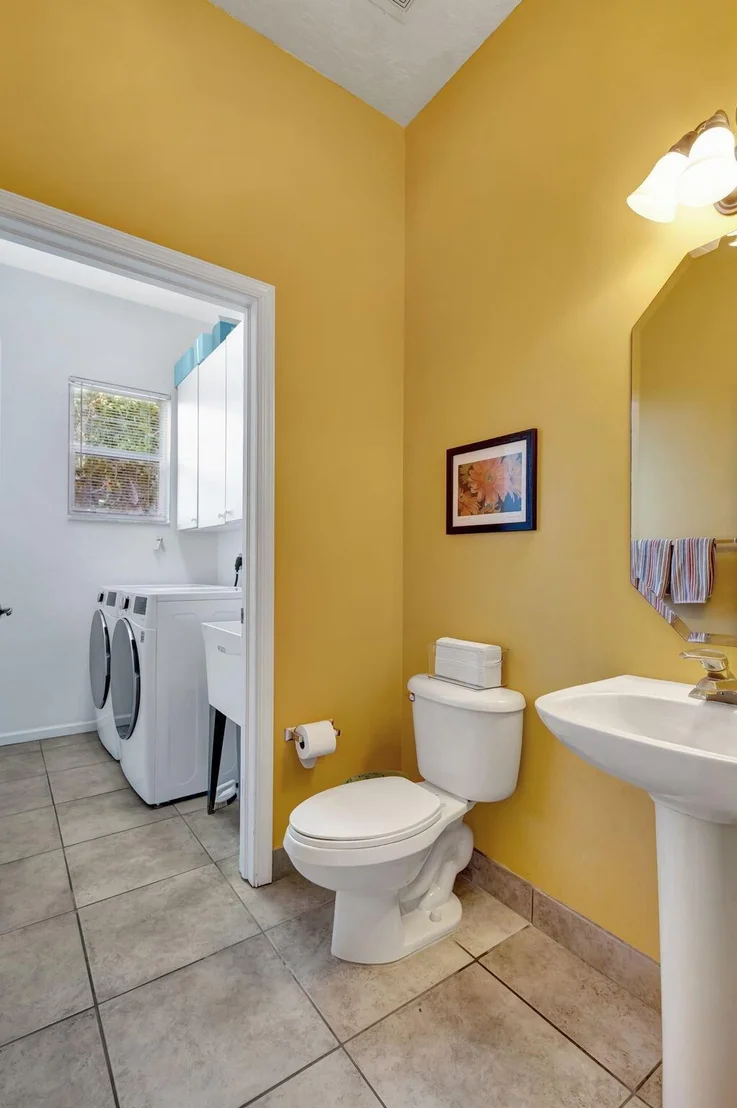 Photo of 225 Blackbird Lane