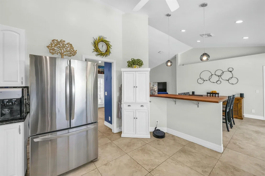 Photo of 11 Hemlock Lane