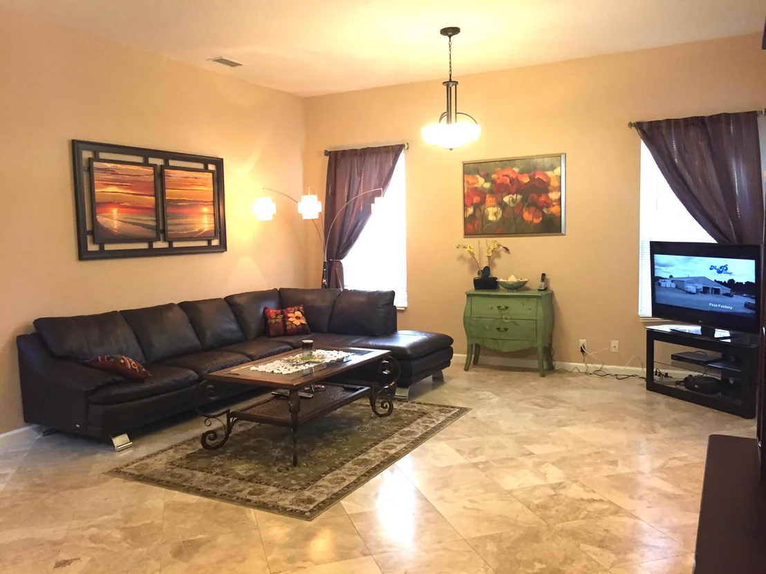 Photo of 1108 Grove Park Circle