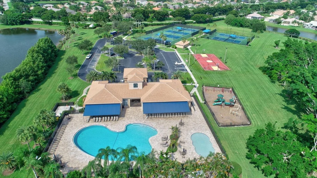 Photo of 21504 Halstead Drive