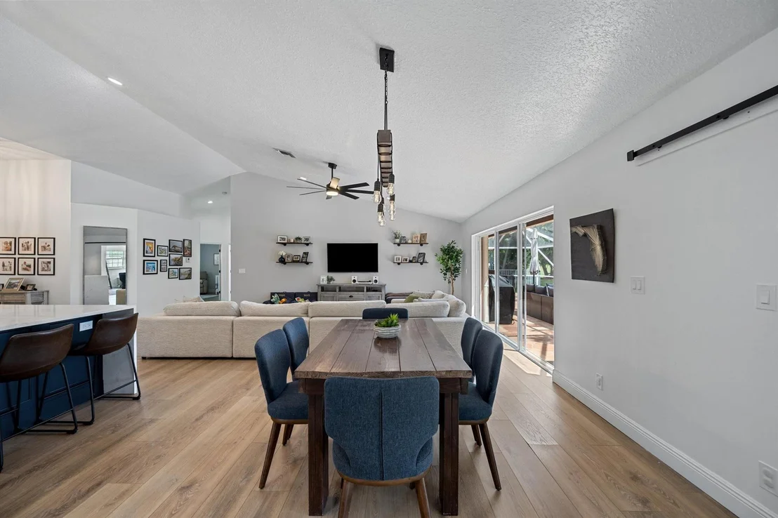 Photo of 6572 Brookhurst Circle