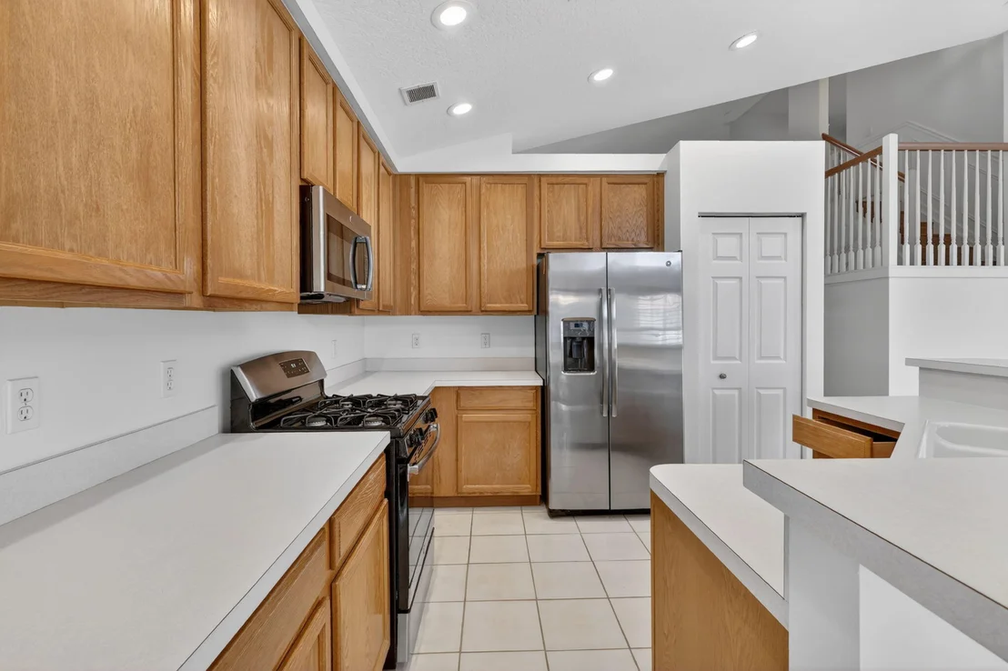 Photo of 1021 SE WESTMINSTER Place