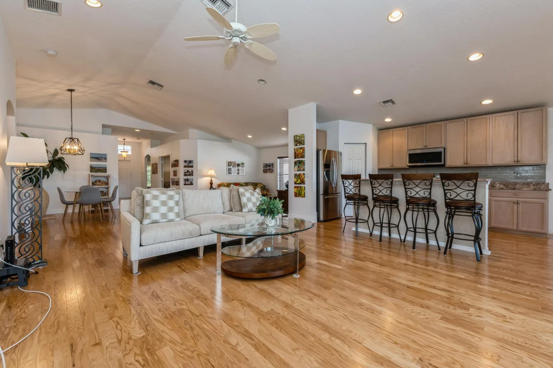 Photo of 12040 Roma Road