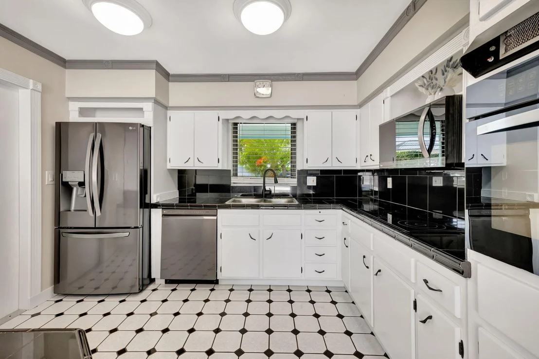 Photo of 1233 SE 12th Terrace