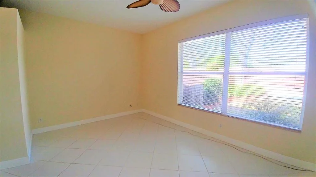 Photo of 104 S Hampton Drive
